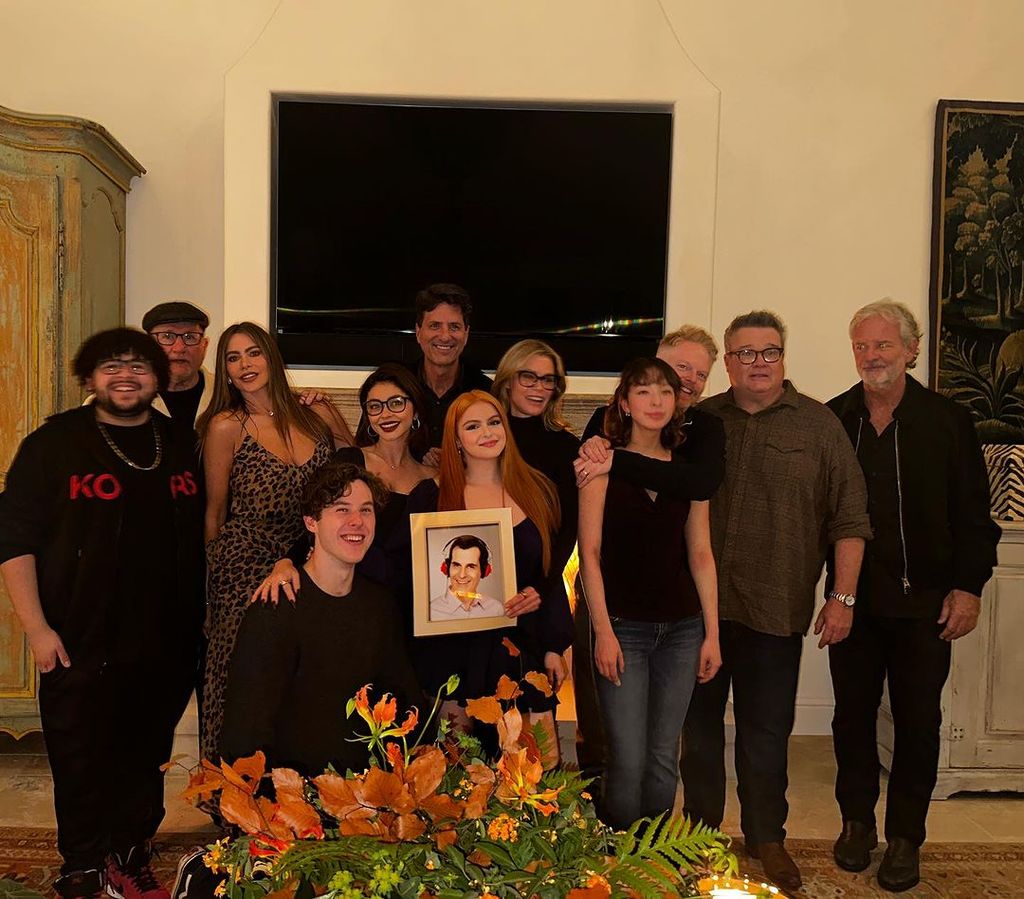 Sofia Vergara hosts a reunion with her Modern Family cast members, picture shared on Instagram