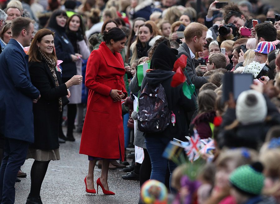 meghan talking to crowds about due date