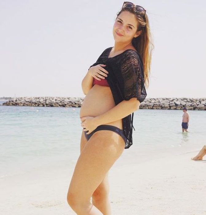 Jacqueline Jossa baby bump instagram