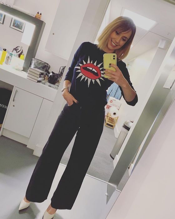 alex the one show outfit