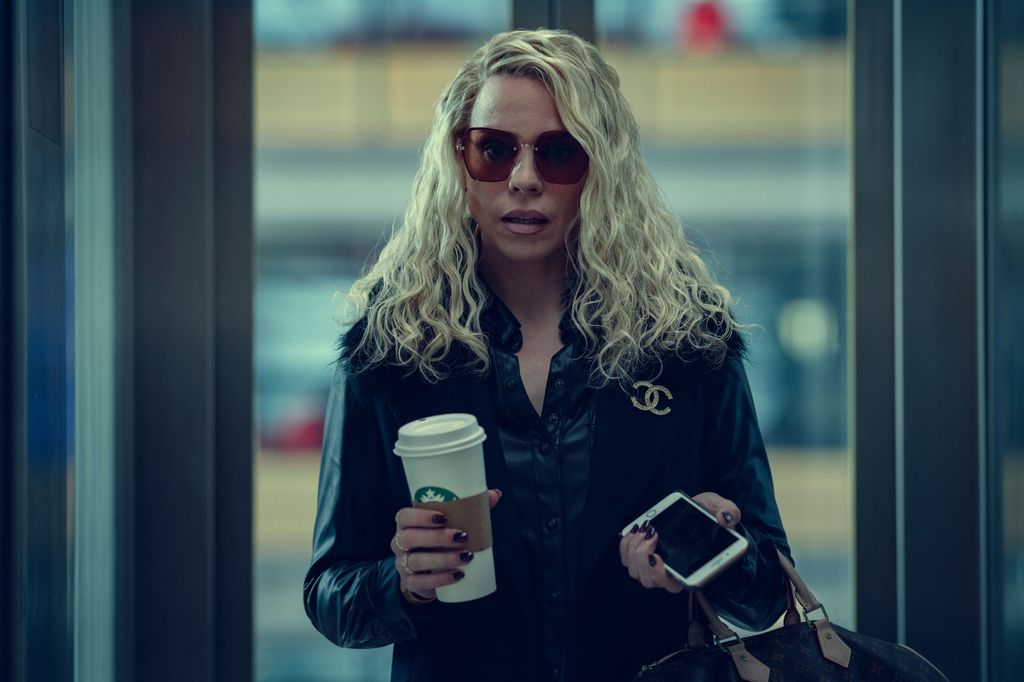Sam McAlister is portrayed by Billie Piper