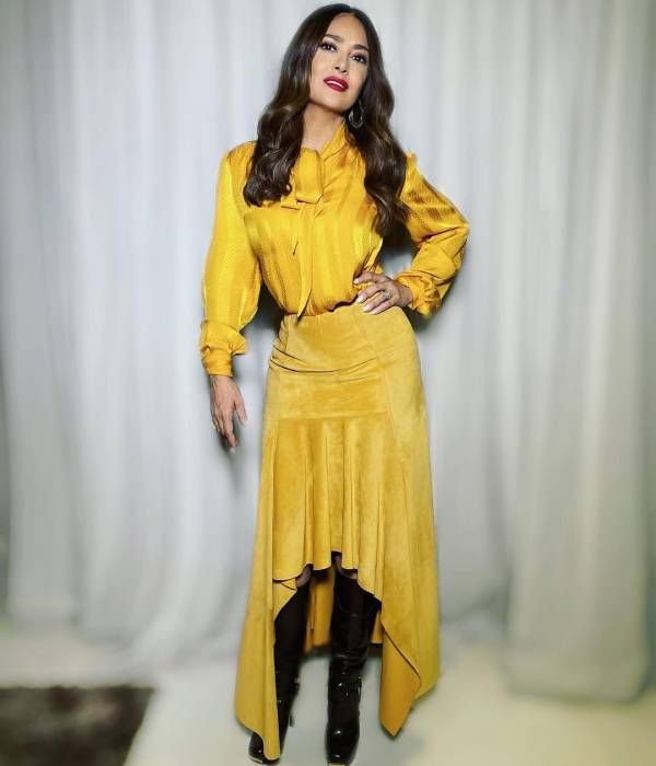 salma hayek gold dress