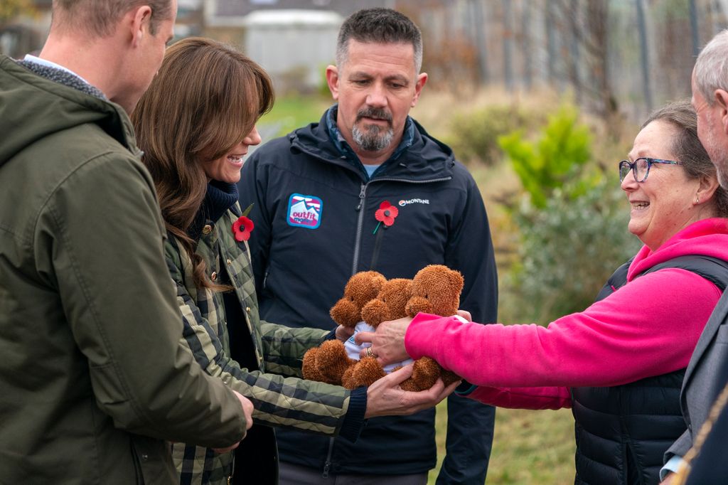 William and Kate receive three teddy bears for their children in Moray