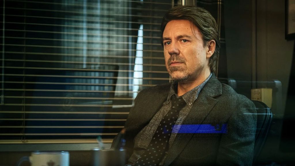 Andrew Buchan in Code of Silence