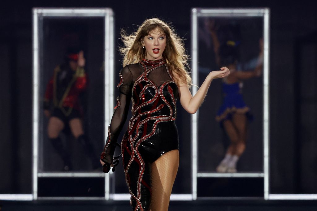 Taylor Swift se produit pendant "Taylor Swift | La tournée ERAS" au stade national le 02 mars 2024 à Singapour. (Photo par Ashok Kumar / TAS24 / Getty Images pour la gestion des droits de TAS)
