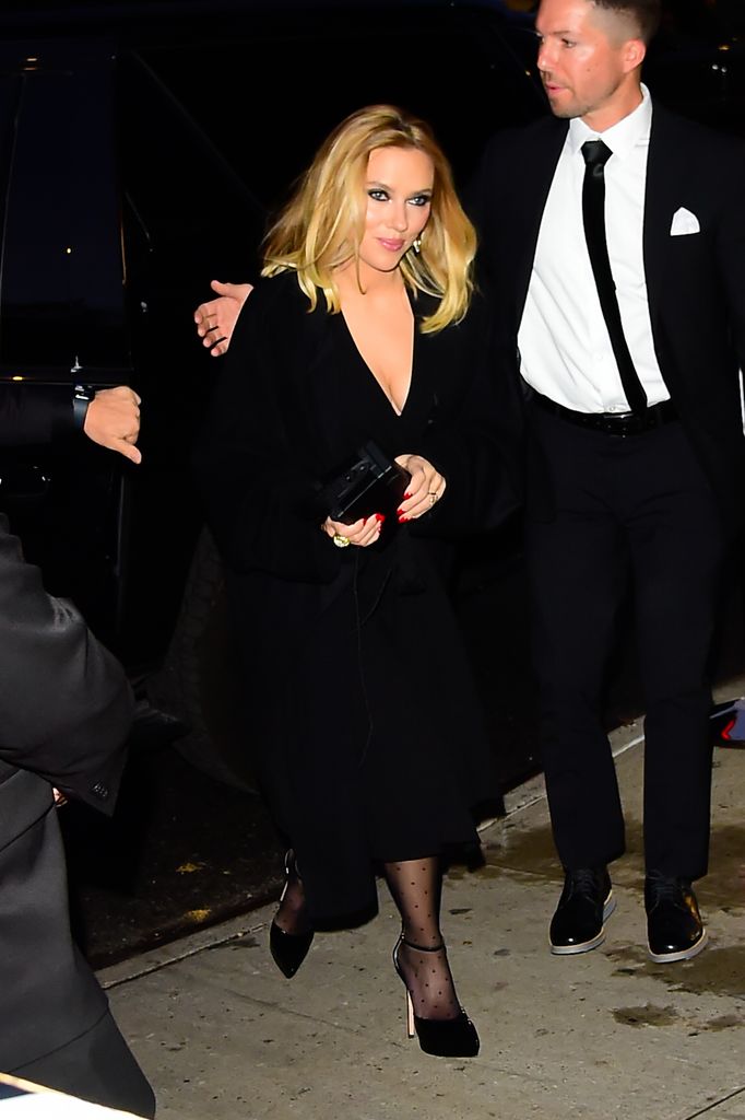 Scarlett Johansson wearing polka dot tights 