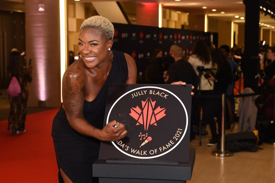Jully Black receiving her 2021 star at the 2022 Canada's Walk of Fame gala