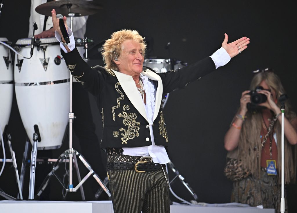 rod stewart glastonbury