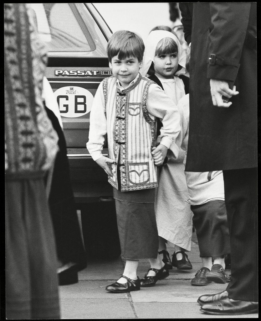 Prince William in 1986 Prince William playing the Inn Keeper in his school nativity in 1986  
