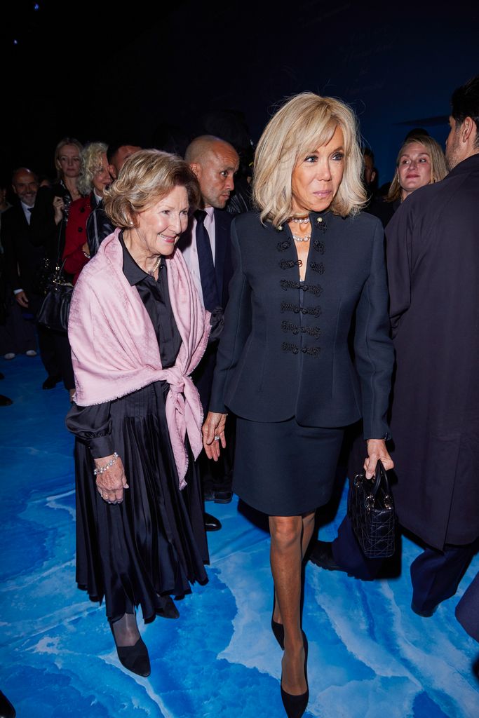 Queen Sonja sat in the front row with Brigitte Macron