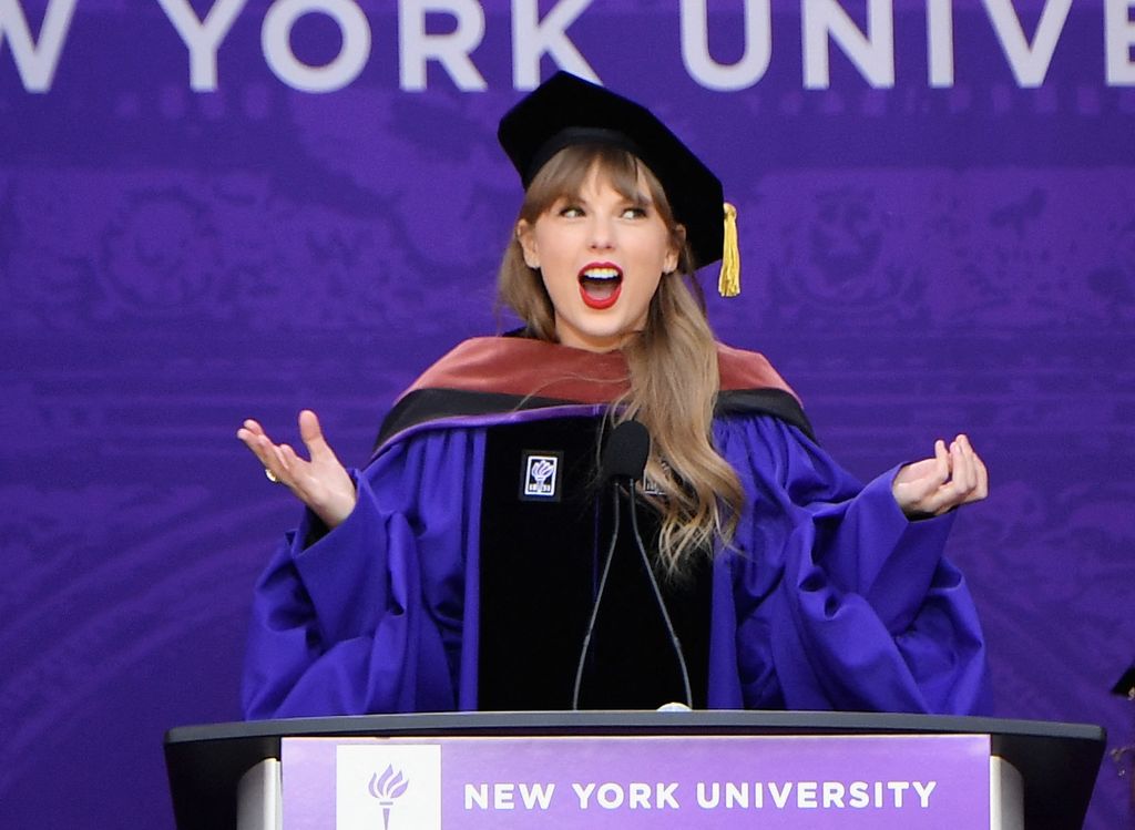 Taylor Swift giving her commencement speech at NYU graducation 
