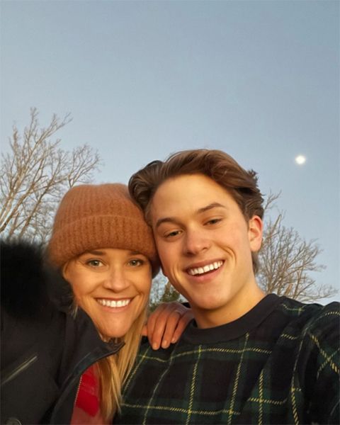 reese witherspoon son