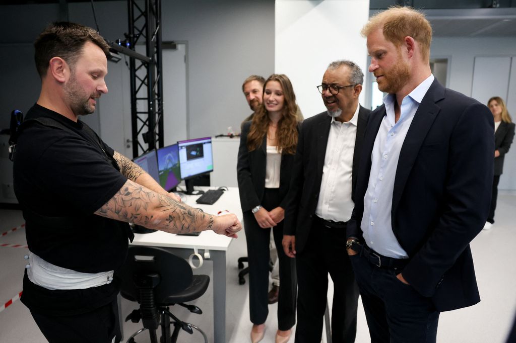 Harry speaking with Steve Arnold