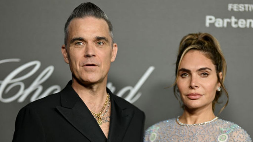 Robbie Williams and Ayda Field attend the "Chopard Art Dinner" during the 76th annual Cannes film festival at La Mome Plage on May 23, 2023