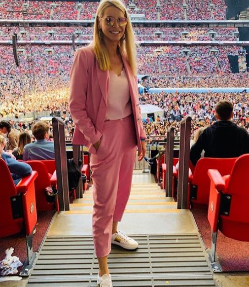 tess daly pink suit instagram