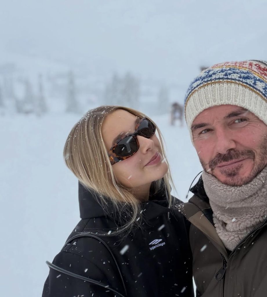 David Beckham se concentre sur le temps passé en famille avec Harper au milieu d'un somptueux voyage de ski 1 David Beckham, sa fille Harper, skie