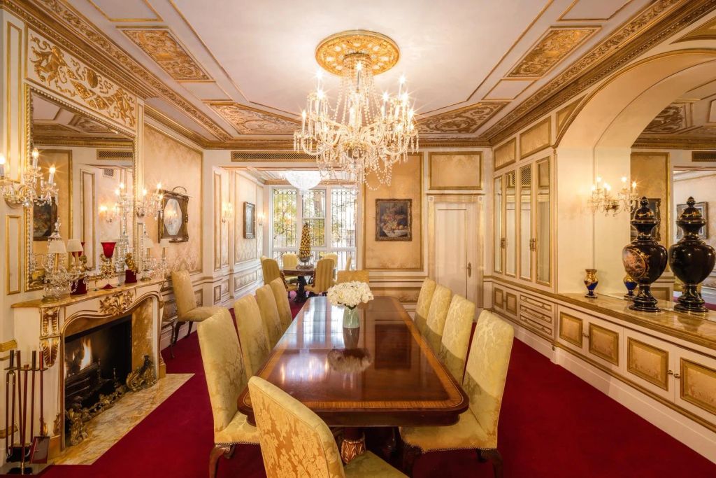 Large dining room in Ivana Trump's NY townhouse