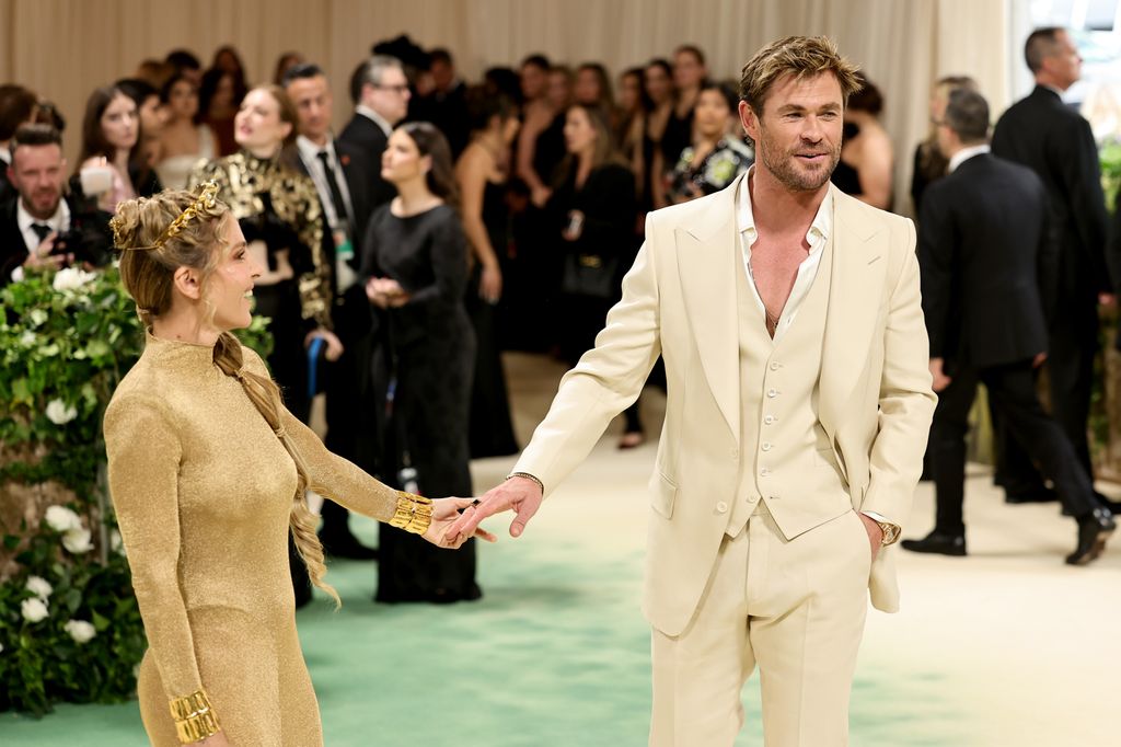 (L-R) Elsa Pataky and Chris Hemsworth attend The 2024 Met Gala 