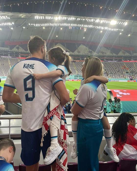 harry kane with kate pitch side world cup