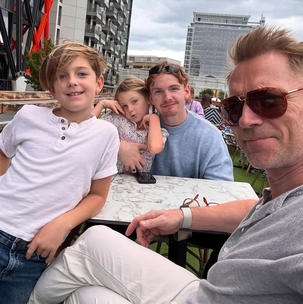 Ronan Keating taking a selfie with Jack and his kids