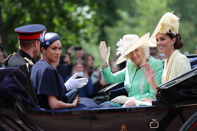 royal ladies wearing hats