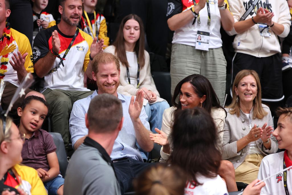 Crowds sing Happy Birthday to Prince Harry at the Invictus Games