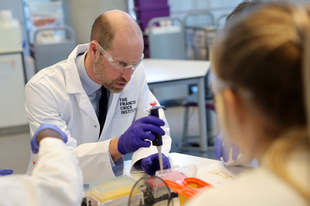 Фотография принца Уильяма на семинаре