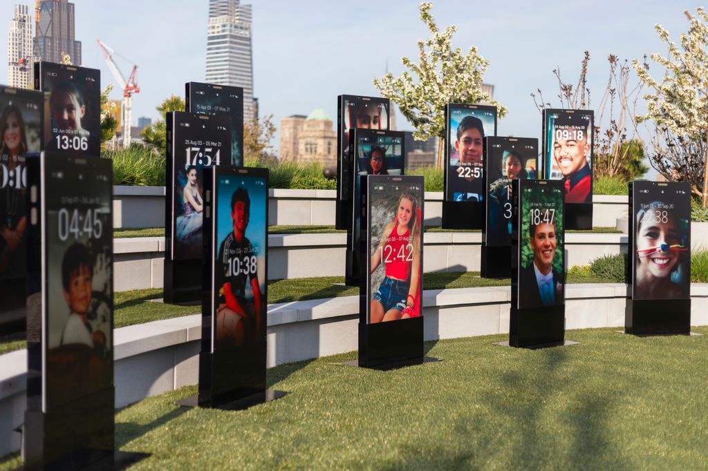 The Archewell Foundation Unveils “Lost Screen Memorial” in New York City