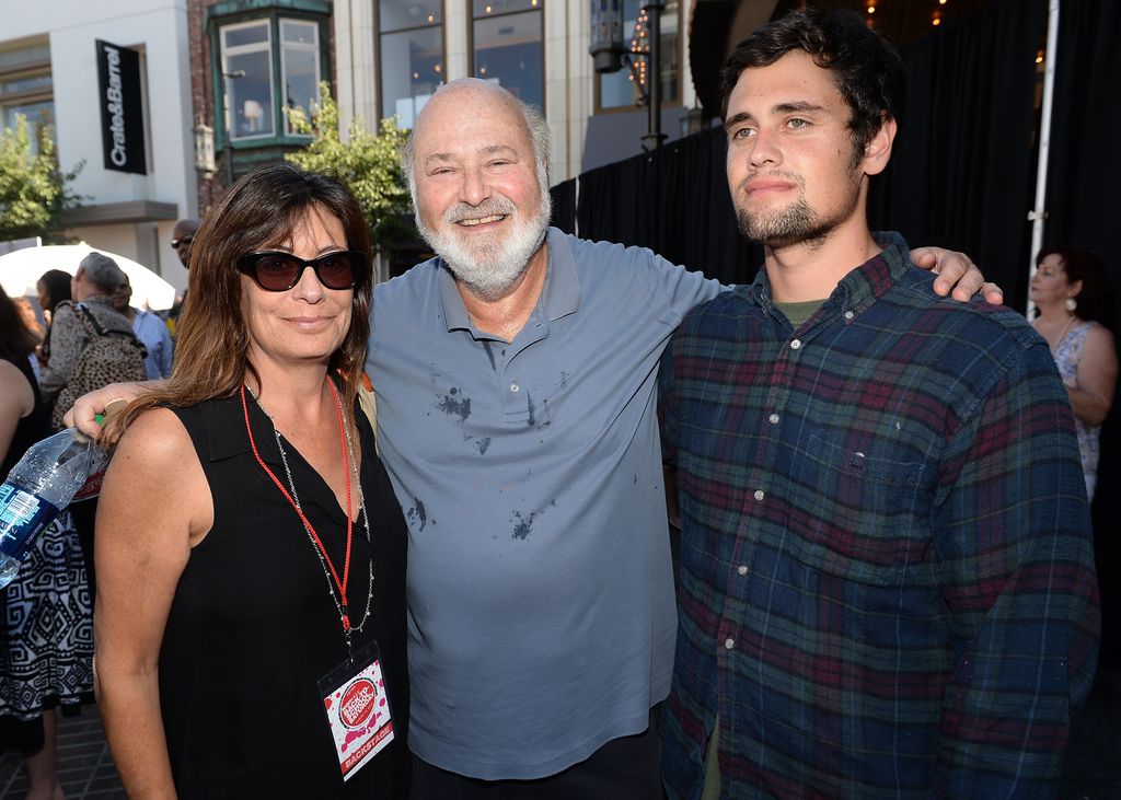 Rob Reiner (center) and wife Michele Singer (L) and son Jake Reiner (R)