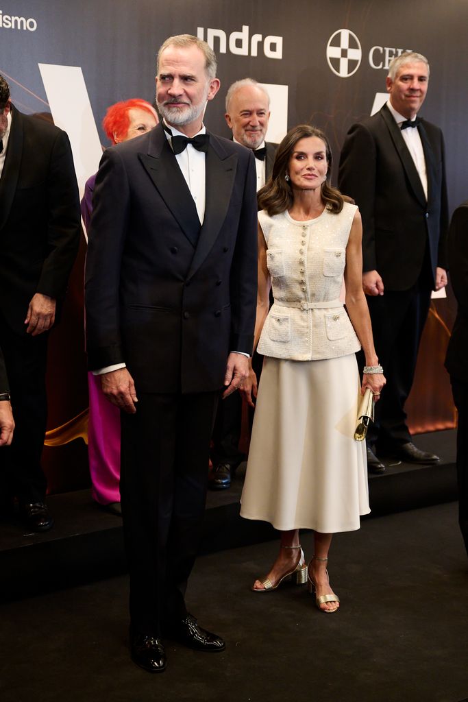   O Rei Felipe VI da Espanha e a Rainha Letícia da Espanha comparecem aos prêmios de jornalismo 'Luca de Tena', 'Mariano de Cavia' e 'Mingote' 2024