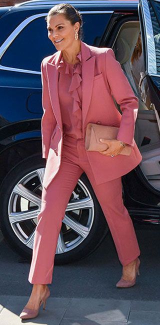 pink suit princess princess victoria 2019