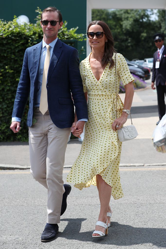 Pippa Millaton y James Matthews, Tennoshipls en Wimbledon y Croquet Club el 12 de julio, Inglaterra, Inglaterra