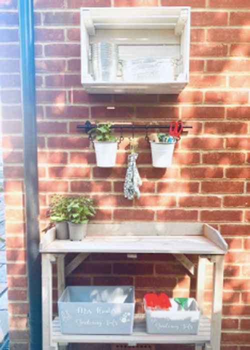 Mrs Hinch's garden buys Her famous egg chair, the Foreman