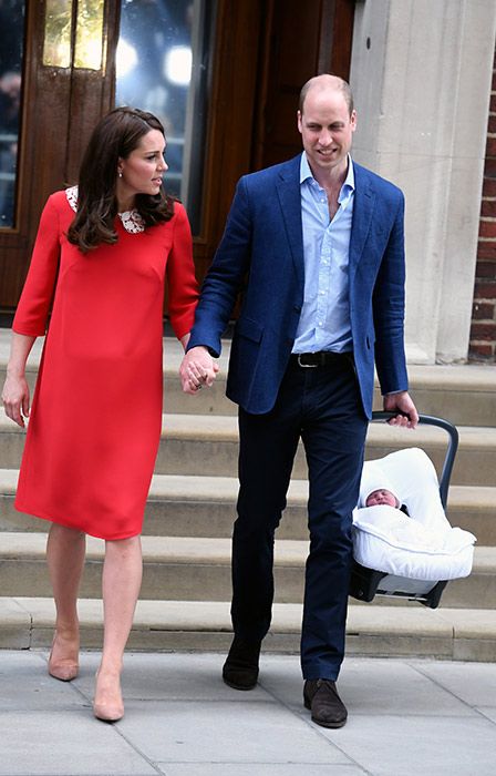 Prince William and Kate leave hospital royal baby