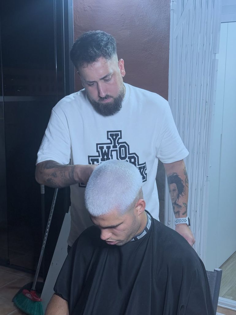 Carlos' barber posted the final look