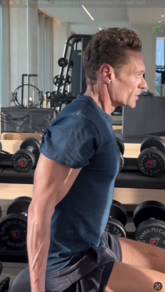 photo of ryan seacrest working out in gym