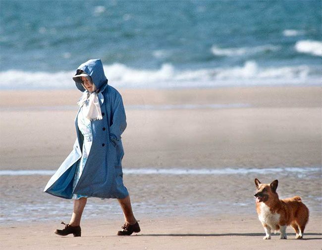 the queen mother on beach