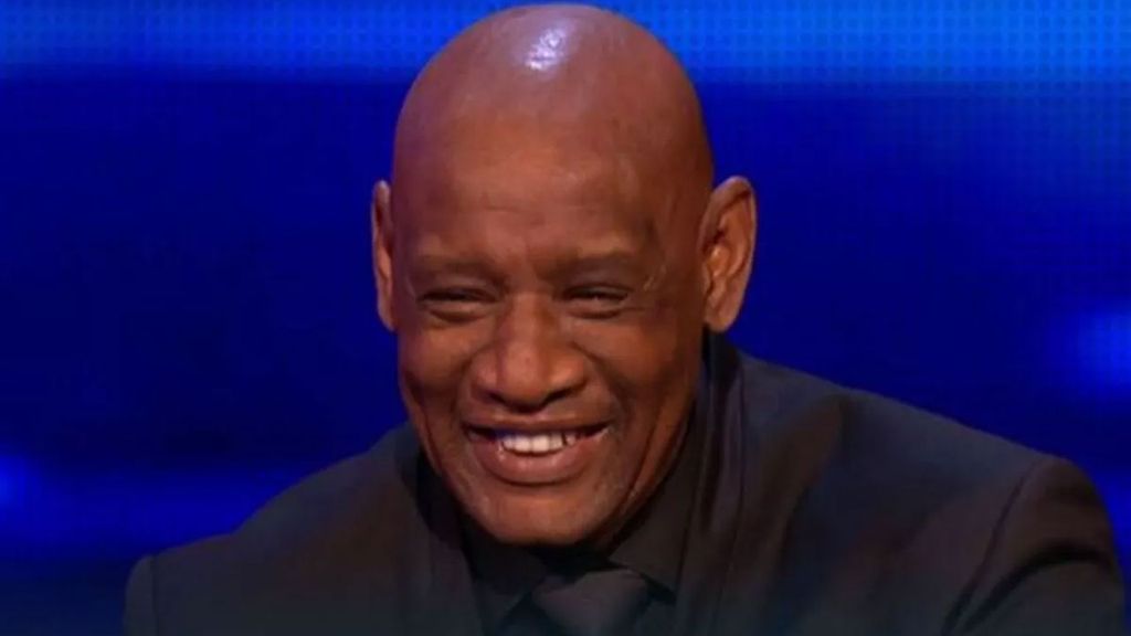 Shaun Wallace without his glasses on The Chase