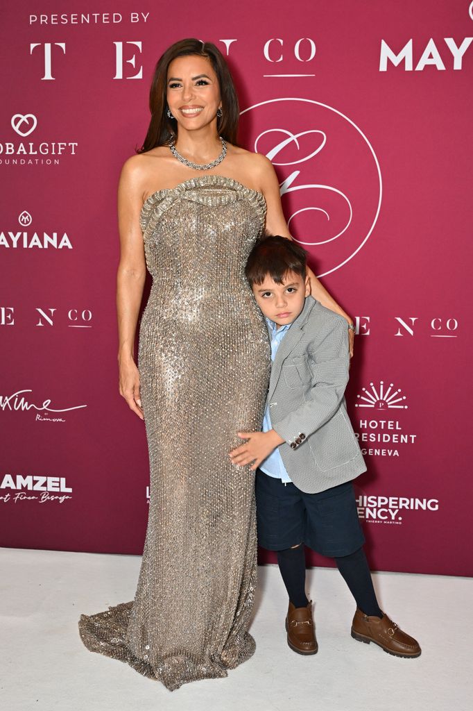  Eva Longoria and Santiago posed at the Global Gift Gala