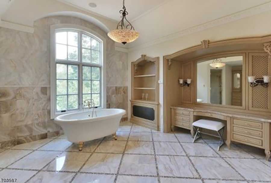 mary j blige house new jersey bathroom
