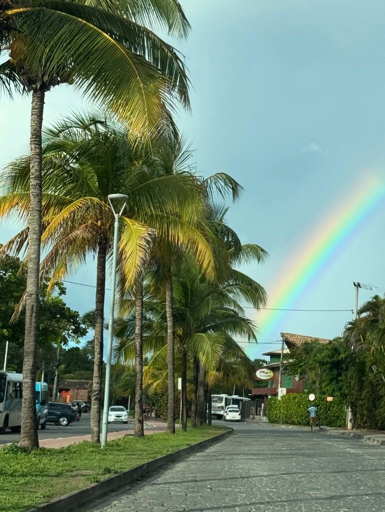 Henry Samuel shows off his surroundings in Brazil, shared on Instagram