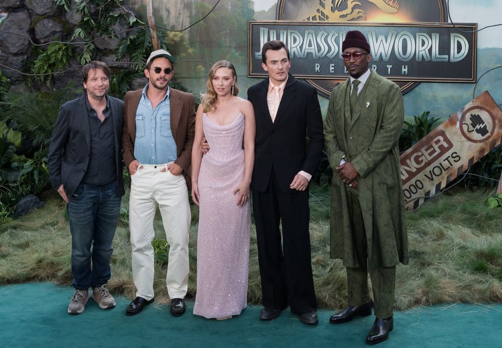 (L to R) Gareth Edwards, Jonathan Bailey, Scarlett Johannson, Rupert Friend and Mahershala Ali