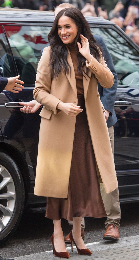 meghan markle in camel coat at canada house 