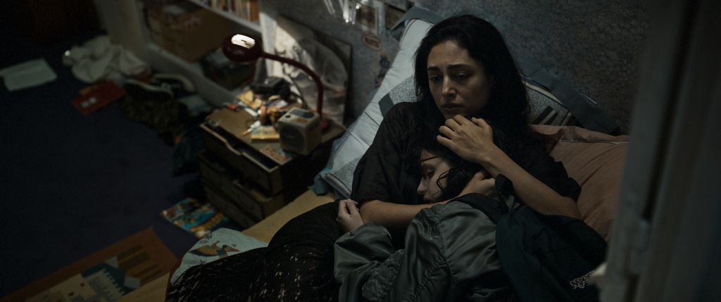 The theme of unconditional love, especially from mother to daughter, runs throughout the film
