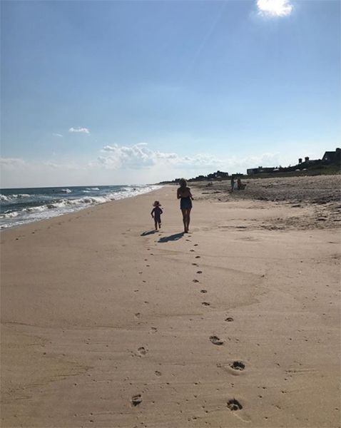 katherine jenkins and daughter on beach