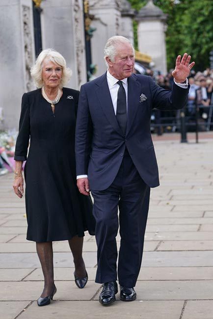 camilla duchess cornwall black outfit mourning