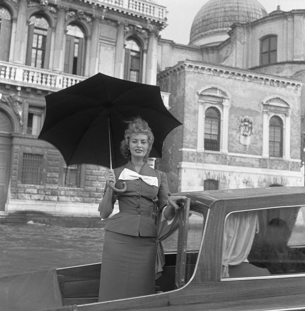 Sophia Loren on a river boat in Venice 
