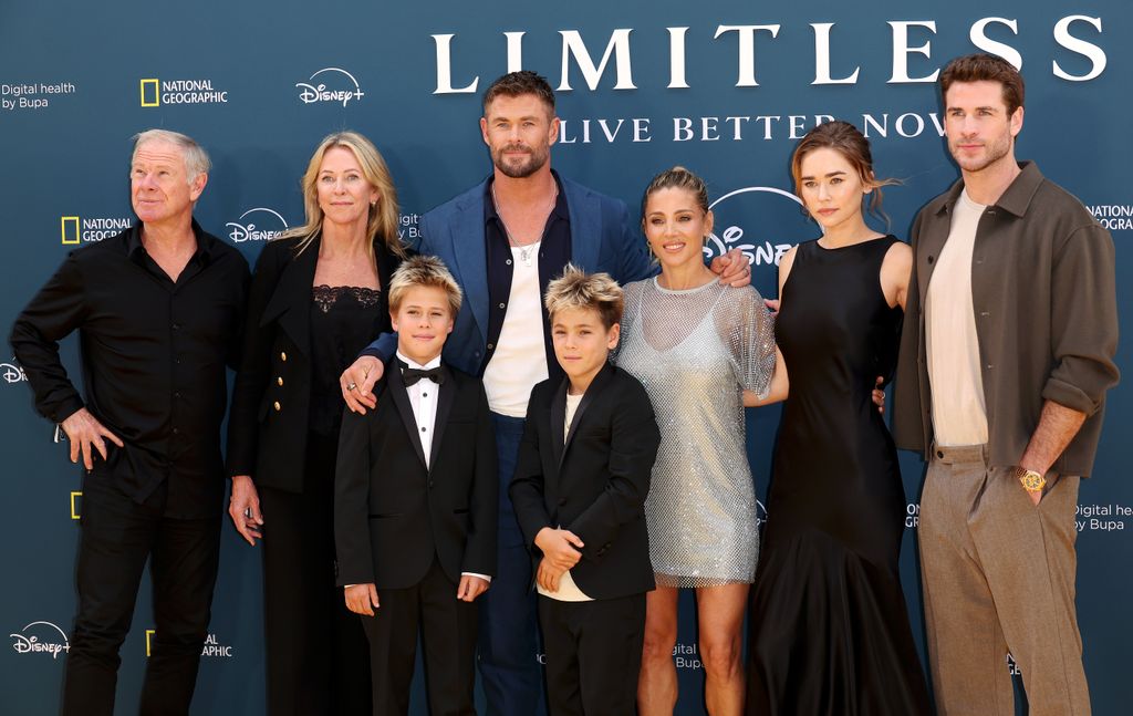 Chris hemsworth family liam tristan sasha elsa pataky