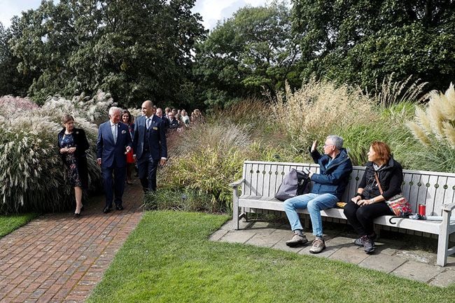 prince charles surprises picnickers