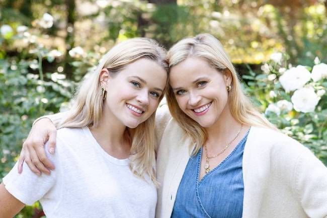 reese witherspoon and ava